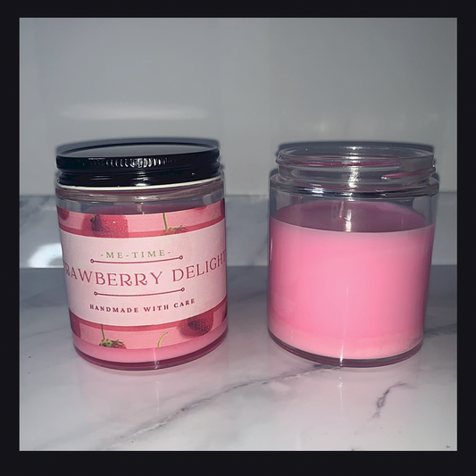 Strawberry Delight- 6oz Candle